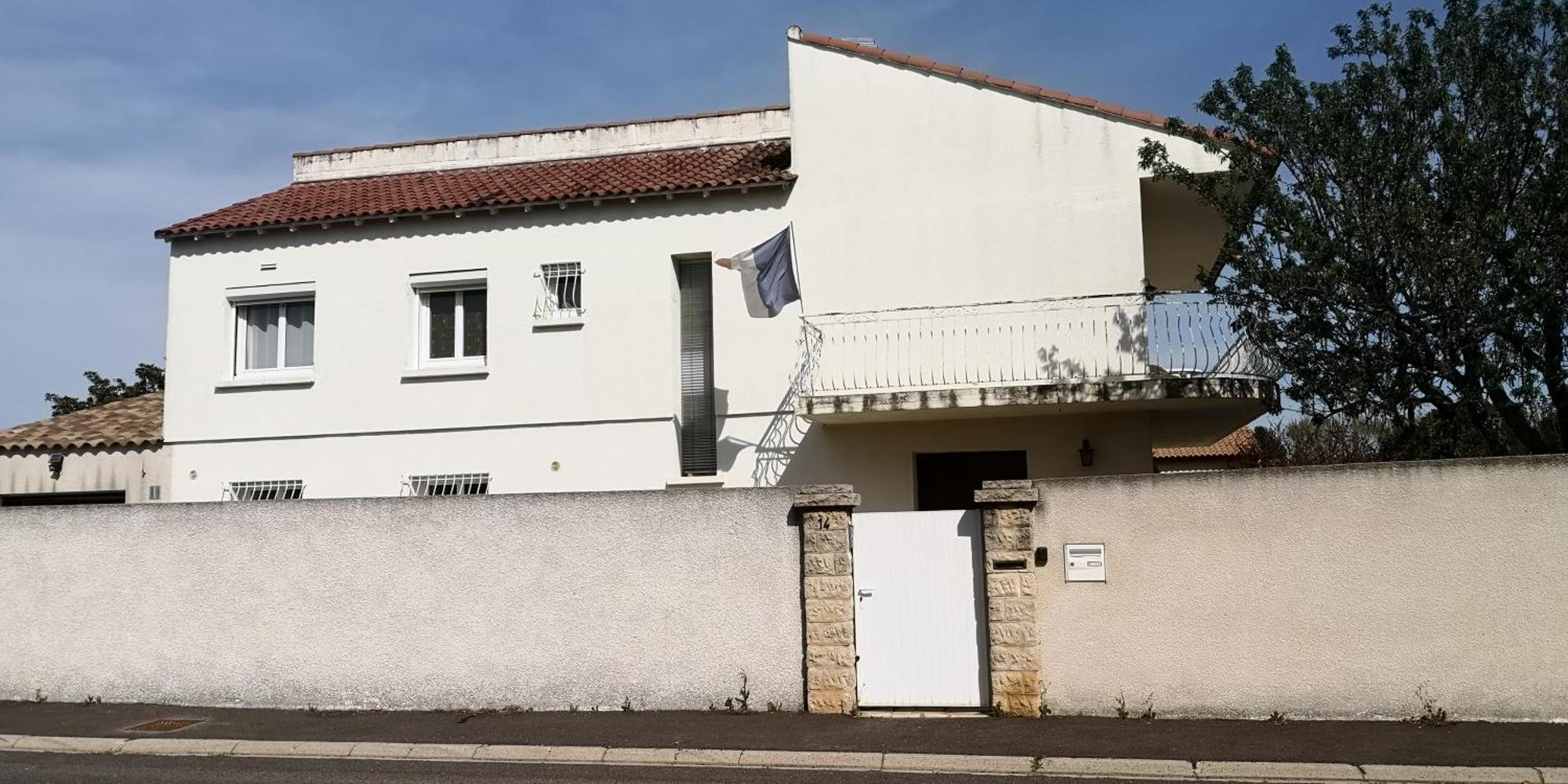 Appartement Dans Villa Avec Piscine Et Jardin Marguerittes Kültér fotó