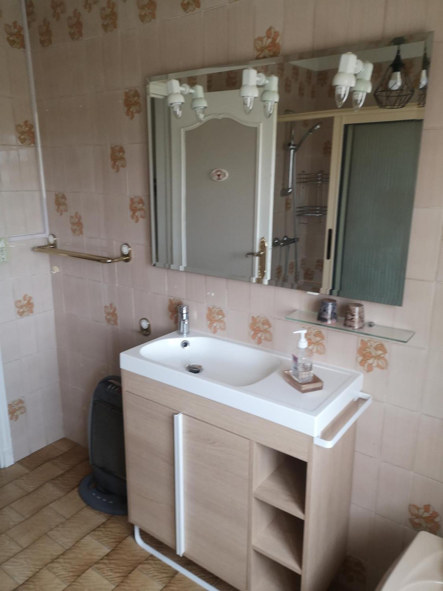 Appartement Dans Villa Avec Piscine Et Jardin Marguerittes Kültér fotó